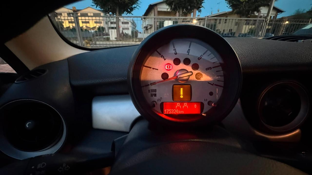 Mini 1.6 16V Cooper D
