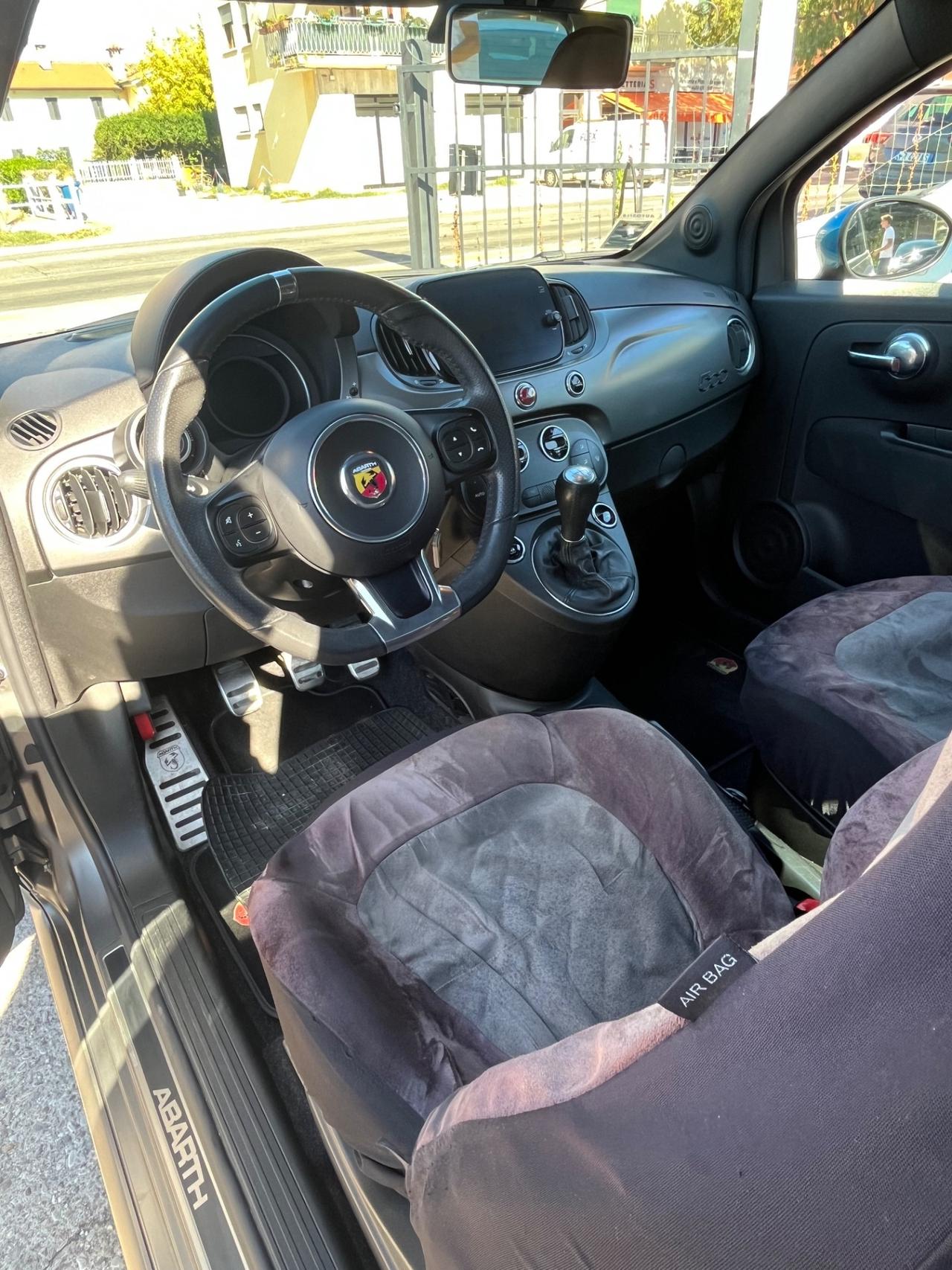 Abarth 595 F595 1.4 Turbo T-Jet 165 CV