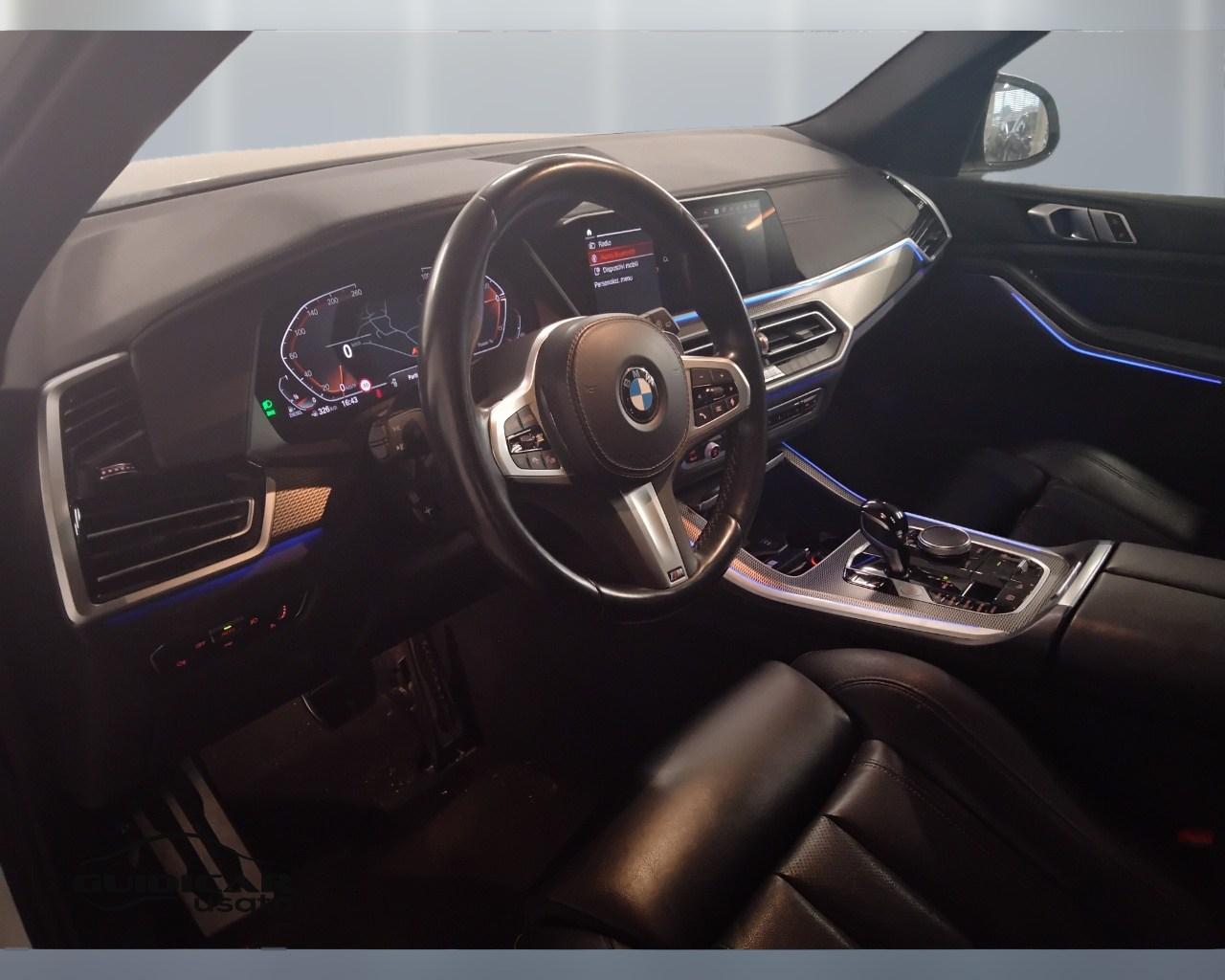 BMW X5 G05 2018 - X5 xdrive40d mhev 48V Msport auto 7p.ti