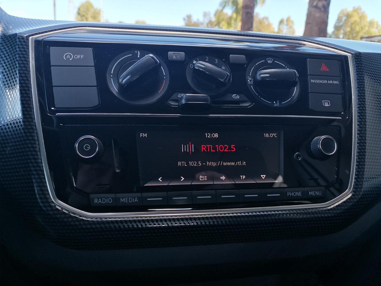 Volkswagen up! 5 Porte up! 5p 1.0 Move up! 60cv E6