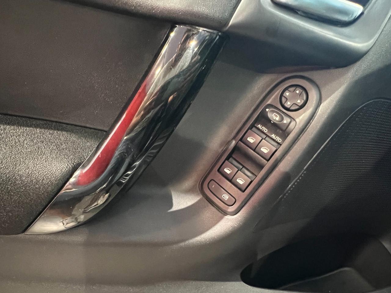 Citroen C3 PureTech 82 Exclusive NAVI TETTO