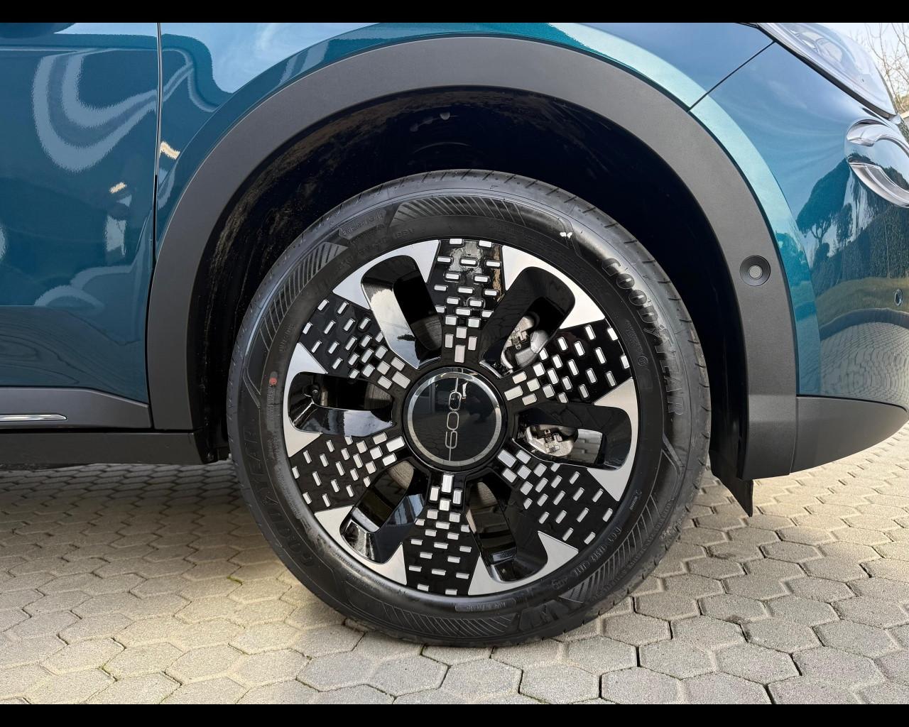 FIAT 600 - 600 1.2 HYBRID LA PRIMA 145CV AUTO