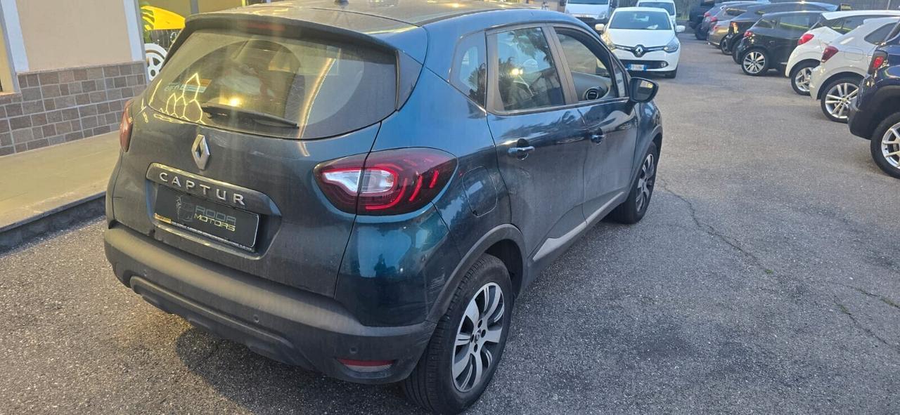 Renault Captur dCi 8V 110 CV Start&Stop Energy Initiale Paris