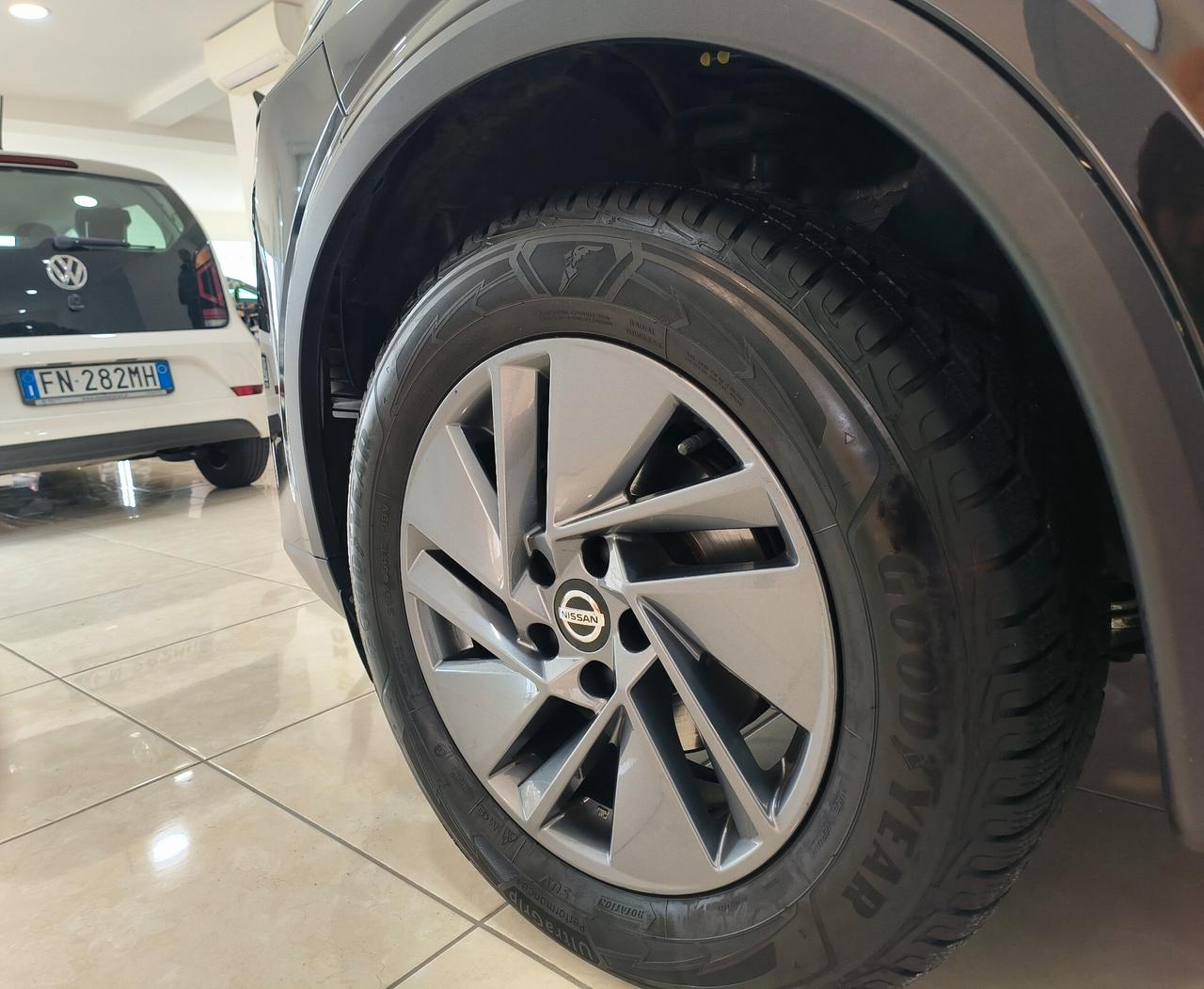 Nissan Qashqai MHEV 140 CV Business