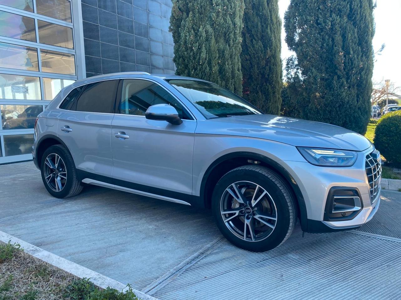 Audi Q5 40 TDI 204 CV quattro S tronic Business Advanced