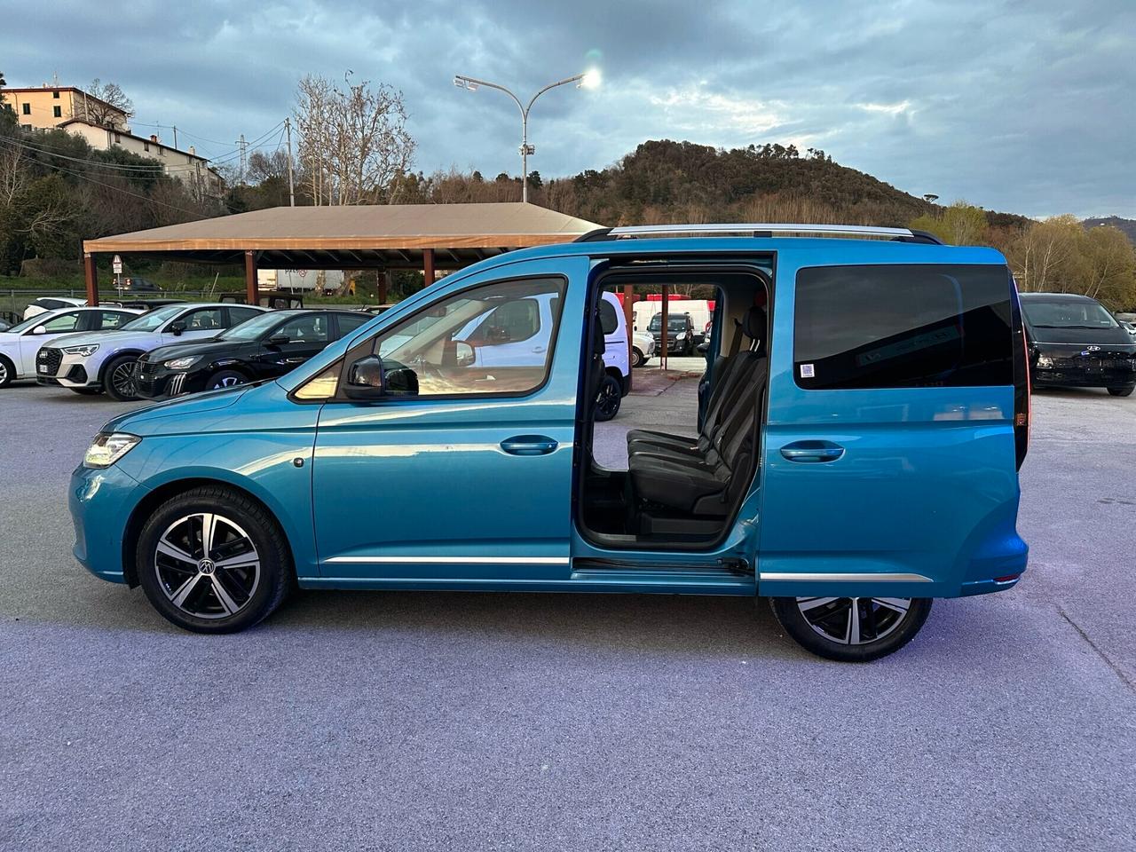 Volkswagen Caddy Pianale Ribassato 2.0 TDI 122 CV DSG Style PERFETTO STATO GENERALE !