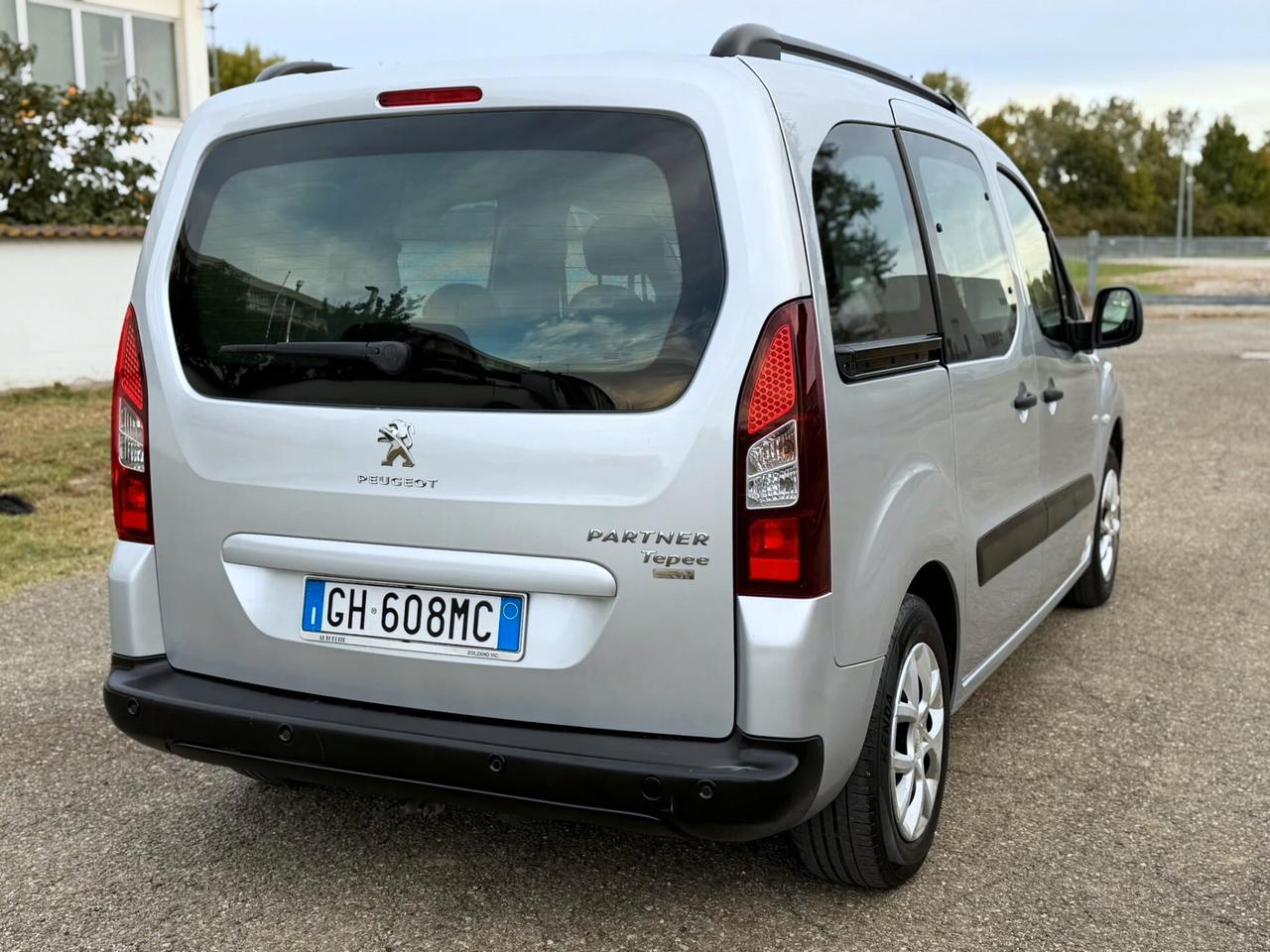 Peugeot Partner Tepee 1.6 BENZINA GPL 2033