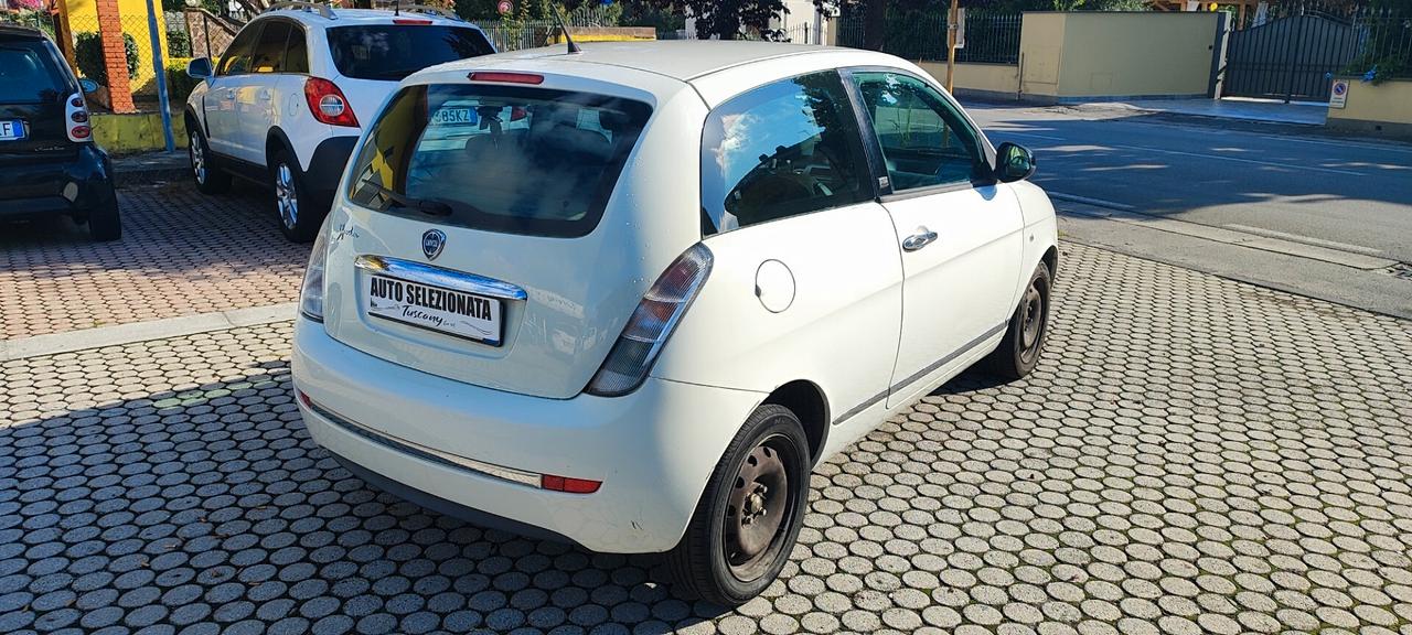 Lancia Ypsilon 1.2 69 CV Diva