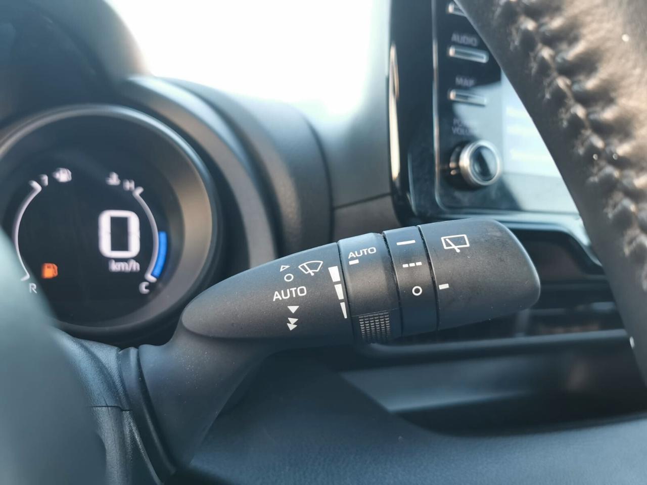 Toyota Yaris 1.5 Hybrid 5 porte Trend - 2024