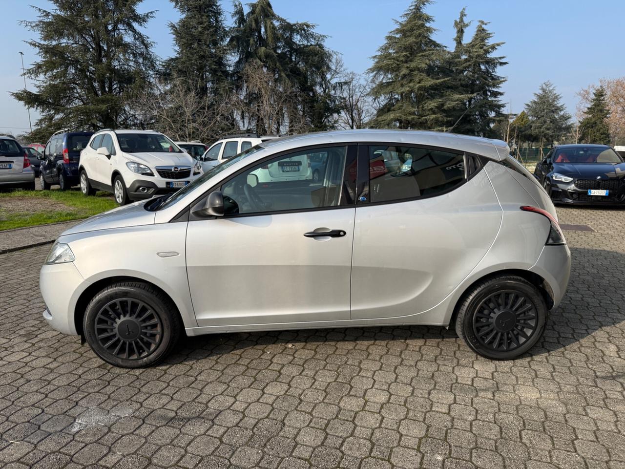 Lancia Ypsilon 1.2 69 CV 5 porte GPL Ecochic Platinum