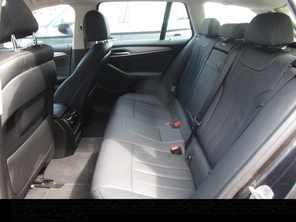 BMW 520D TOURING 190CV STEPTRONIC 48V X-DRIVE BUSINESS ( FARI LED - BMW DIGITAL COCKPIT - CLIMA TRIZONA - CRUISE - NAVI - MIRROR - PARK ASSISTANT - TELECAMERA POST. )