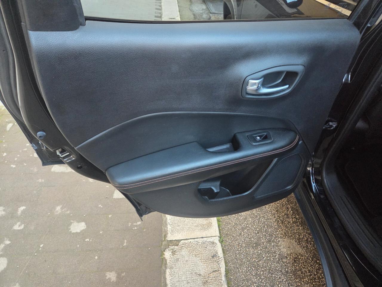 JEEP COMPASS LIMITED ANNO 2018 KM 140000 CERTIF