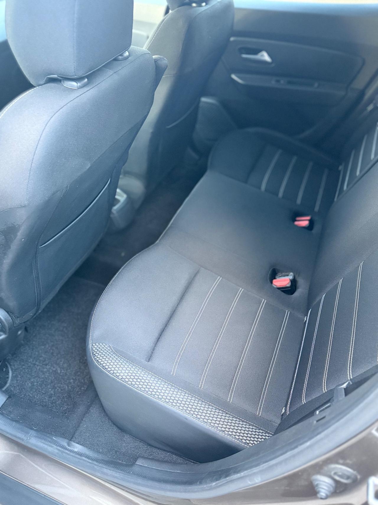 Dacia Duster 1.6 SCe GPL 4x2 Prestige