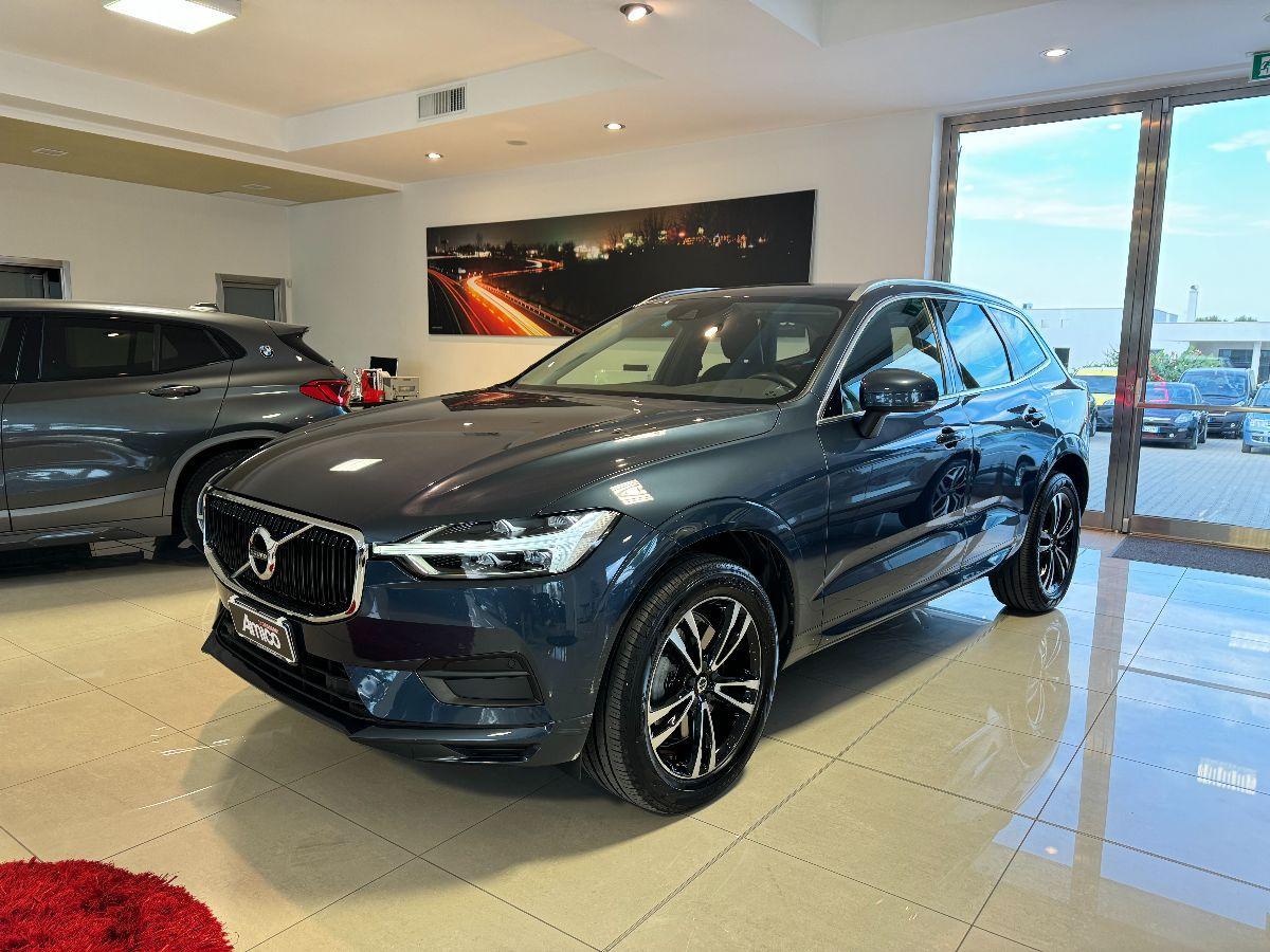 VOLVO - XC60 - B4 AWD Geartronic Momentum 2020