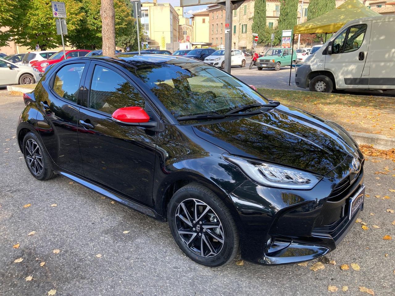 Toyota Yaris 1.5 HEV Active #7354