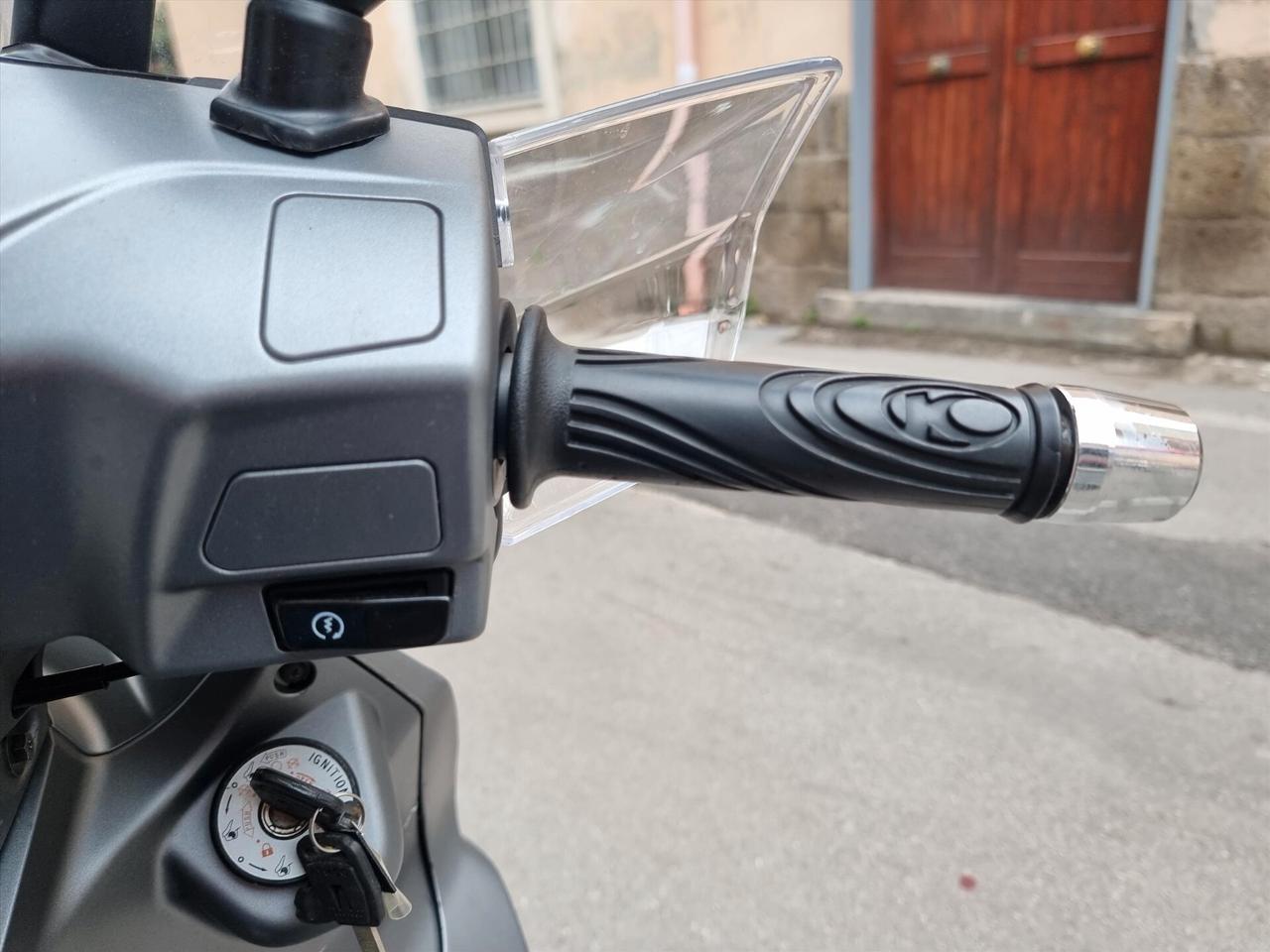 Kymco People 125