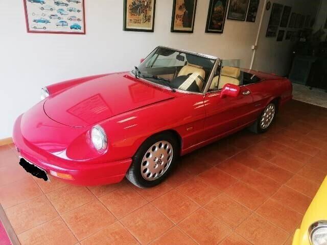 Alfa Romeo Spider 2000