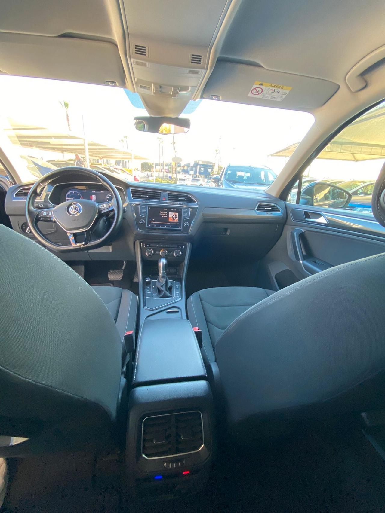 Volkswagen Tiguan 2.0 TDI SCR DSG Business BlueMotion Technology