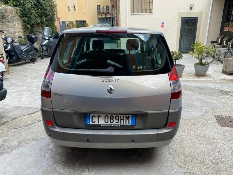 Renault Megane SCENIC