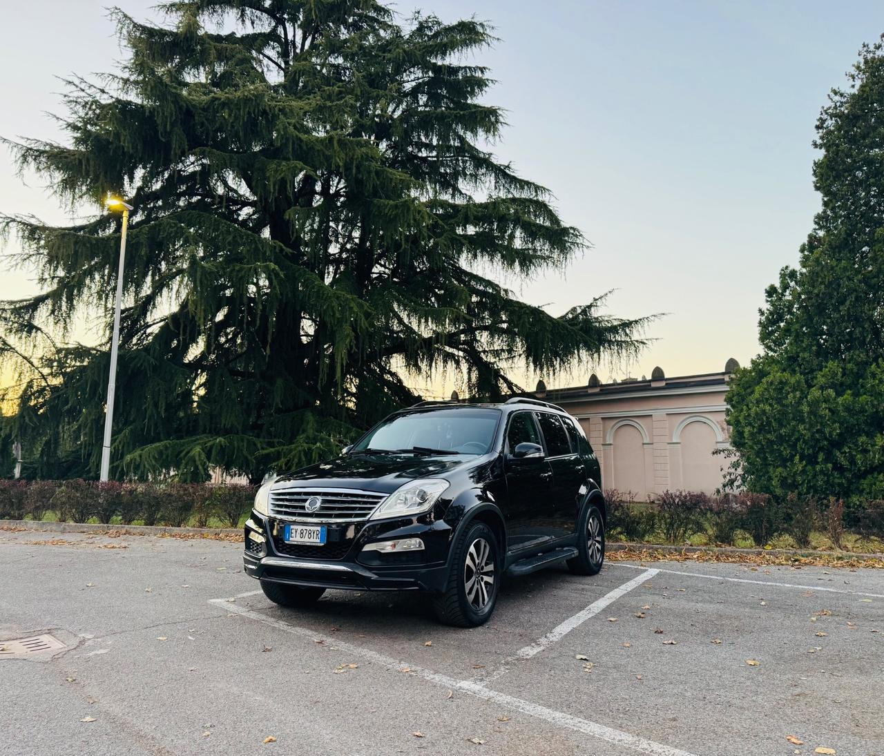 Ssangyong Rexton W 2.0 Xdi 4WD A/T Top 7 Posti