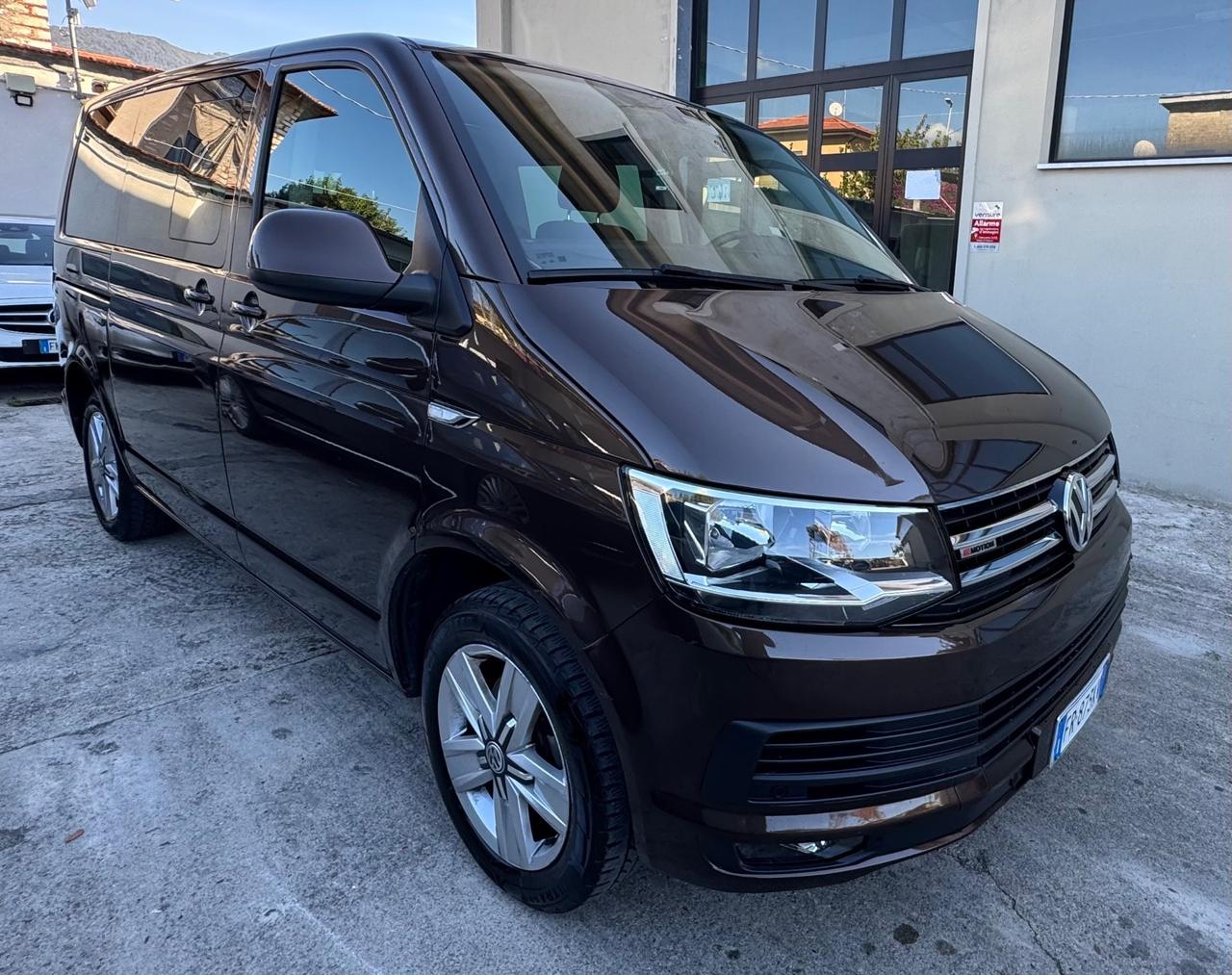 Volkswagen Caravelle 2.0 TDI 150CV DSG 4 Motion PC Cruise