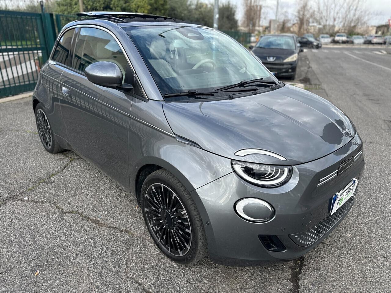Fiat 500e La Prima 42kWh 118cv Tetto APRIBILE