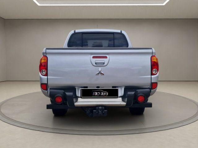 MITSUBISHI L200 2.5 DI-D Double Cab Intense