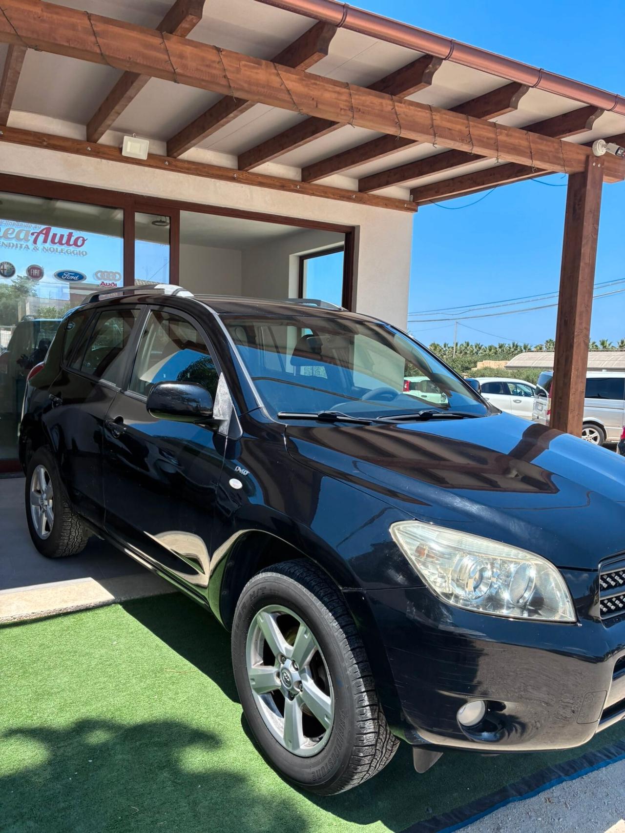 Toyota RAV 4 RAV4 2.2 D-4D 136 CV Luxury