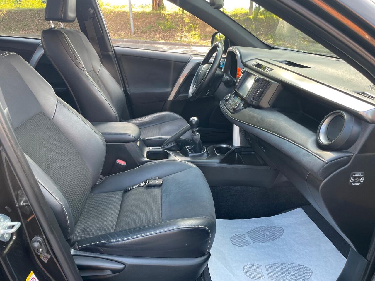 Toyota RAV 4 RAV4 2.0 D-4D 2WD Lounge