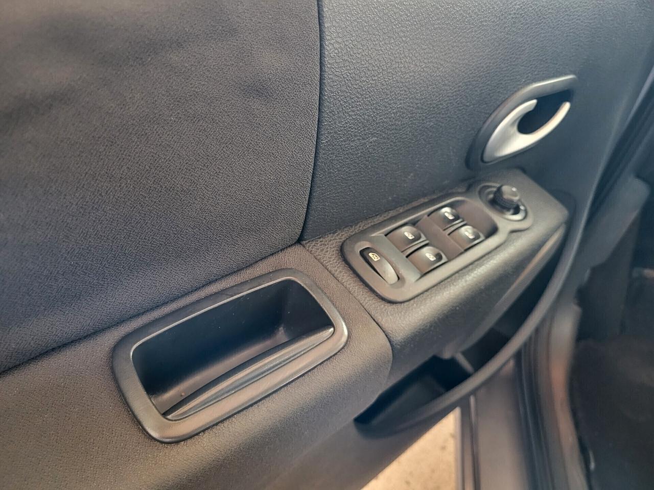 Renault Modus Grand 1.2 16V Dynamique