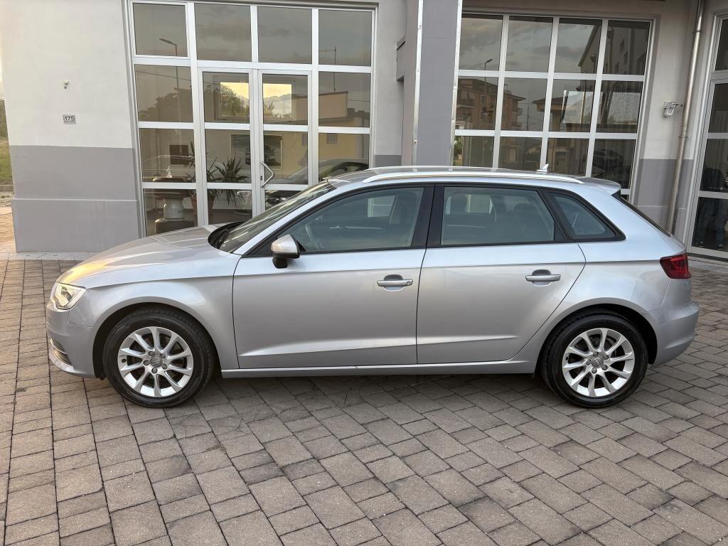 Audi A3 Sportback 1.6 TDI 110cv Ambiente