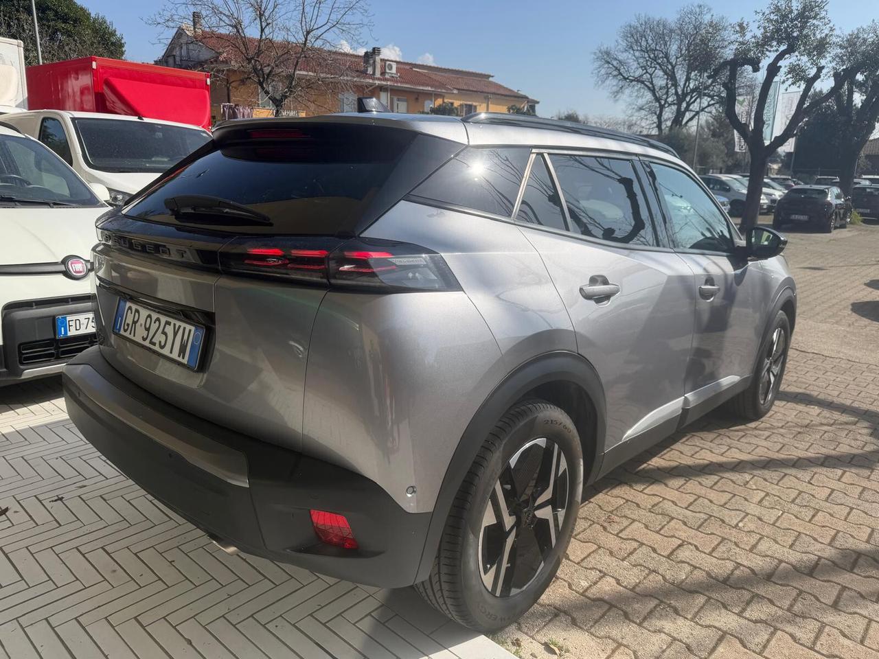 Peugeot 2008 BlueHDi 130 S&S EAT8 Allure