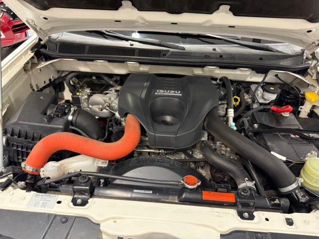 ISUZU D-Max 2.5 Crew Solar Plus 4WD - AUTOVETTURA
