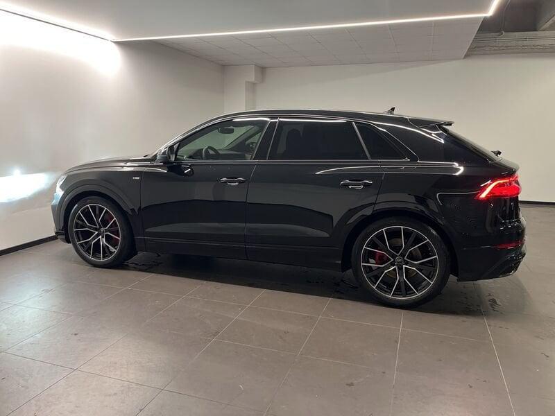 Audi Q8 Audi Sport 50 TDI quattro 210(286) kW(CV) tiptronic