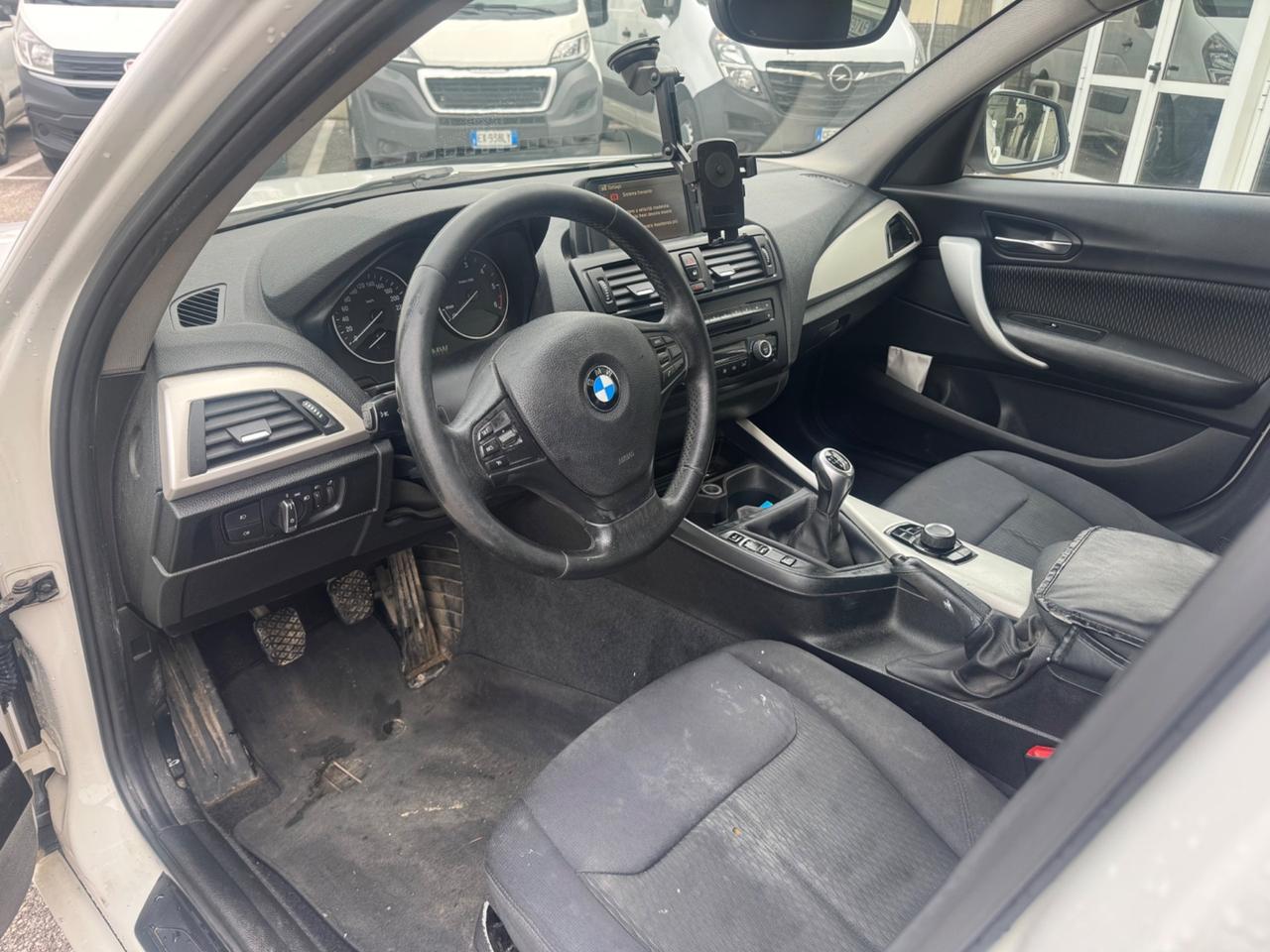 Bmw 116 116d 5p. Efficient Dynamics Urban