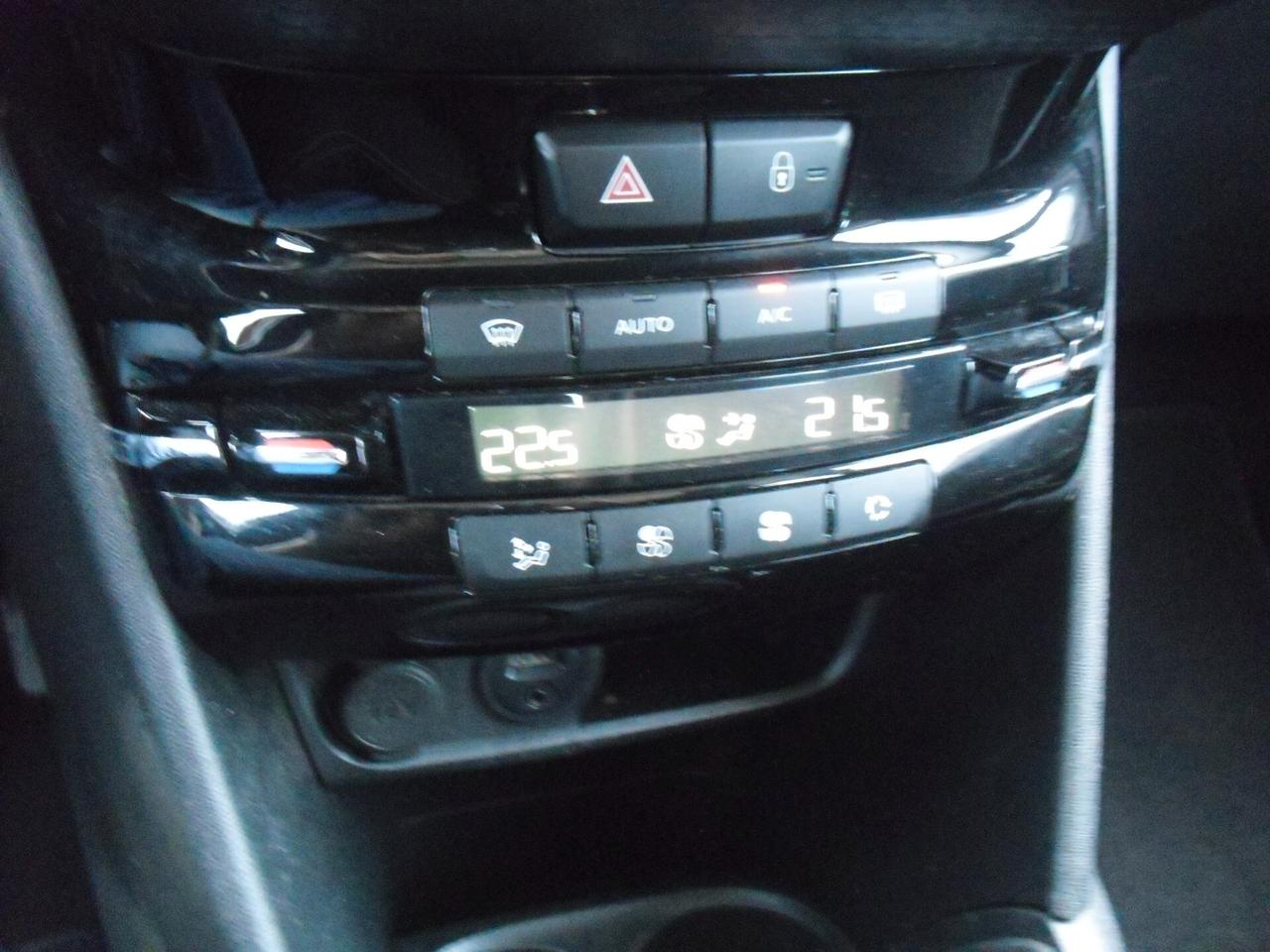 Peugeot 208 BlueHDi 75cv E6b 5p Allure, NAVI, TELECAMERA, OTTIME CONDIZIONI!!