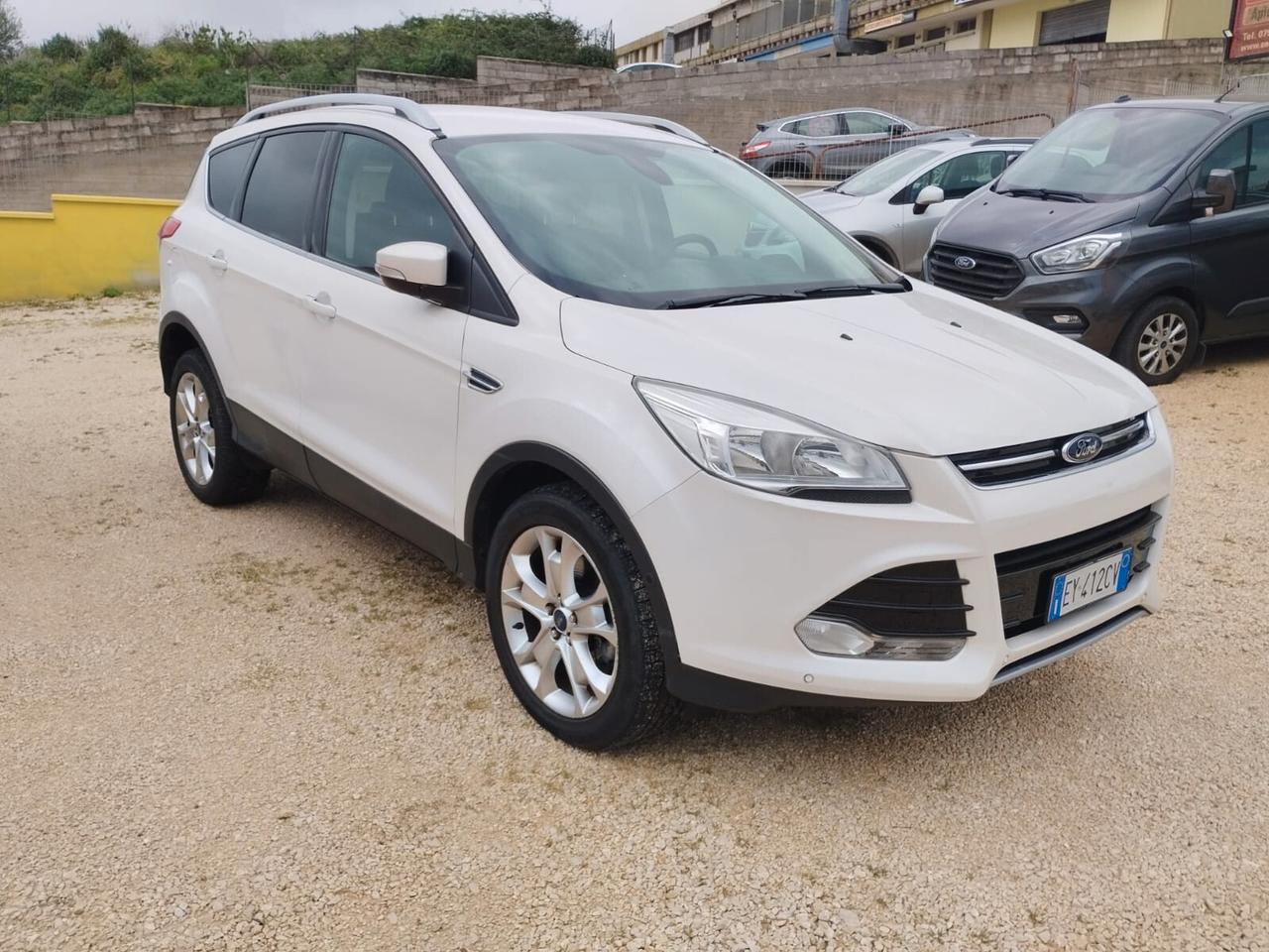 FORD KUGA