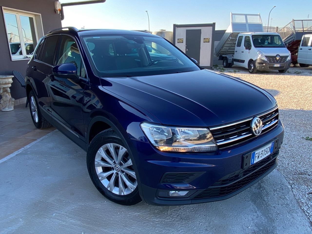 Volkswagen Tiguan 2.0 TDI DSG Business BlueMotion IVA ESPOSTA Technology