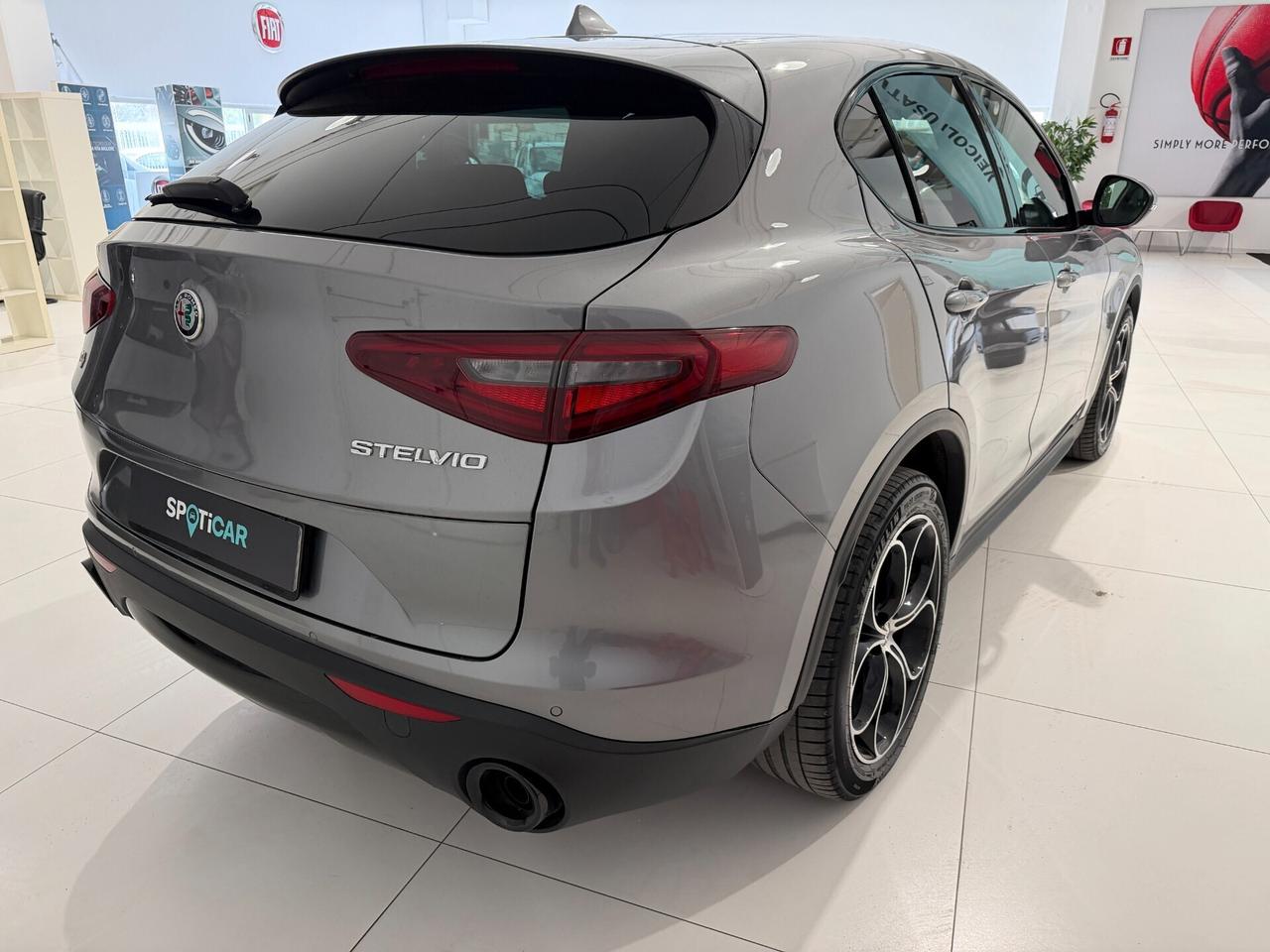 Alfa Romeo Stelvio 2.2 Turbodiesel 210 CV AT8 Q4 Executive