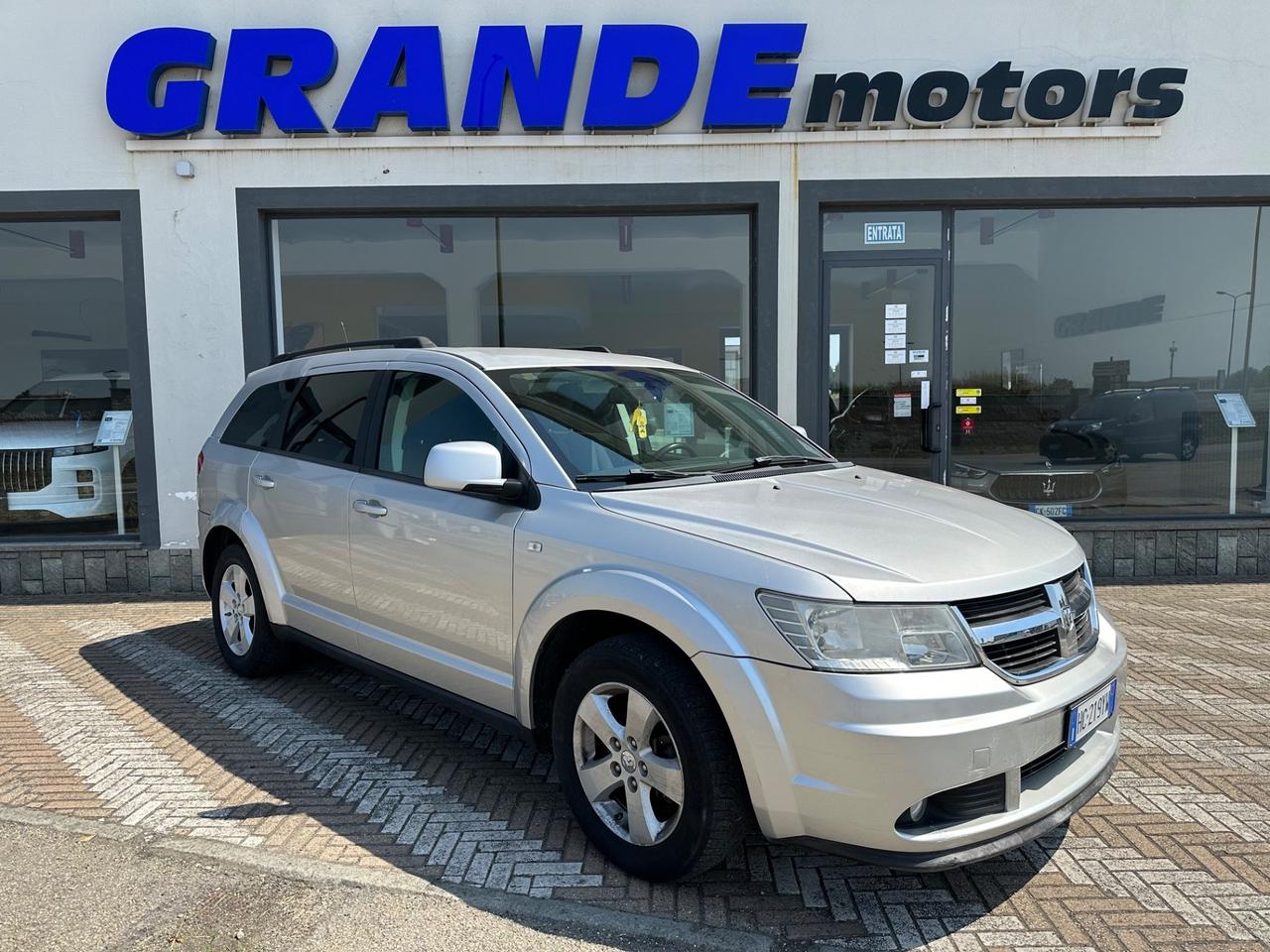 DODGE Journey 2.0 Turbodiesel auto SXT DPF 7 POSTI