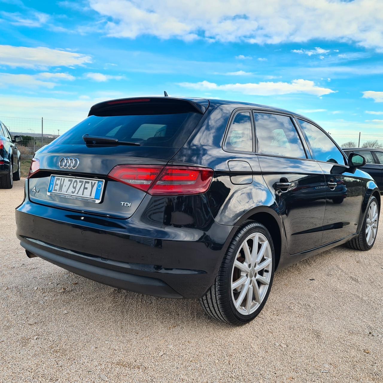 Audi A3 SPB 1.6 TDI S.TRONIC AMBITION 105CV Ok neopatentati SCONTO FINANZIAMENTO 1000 EURO