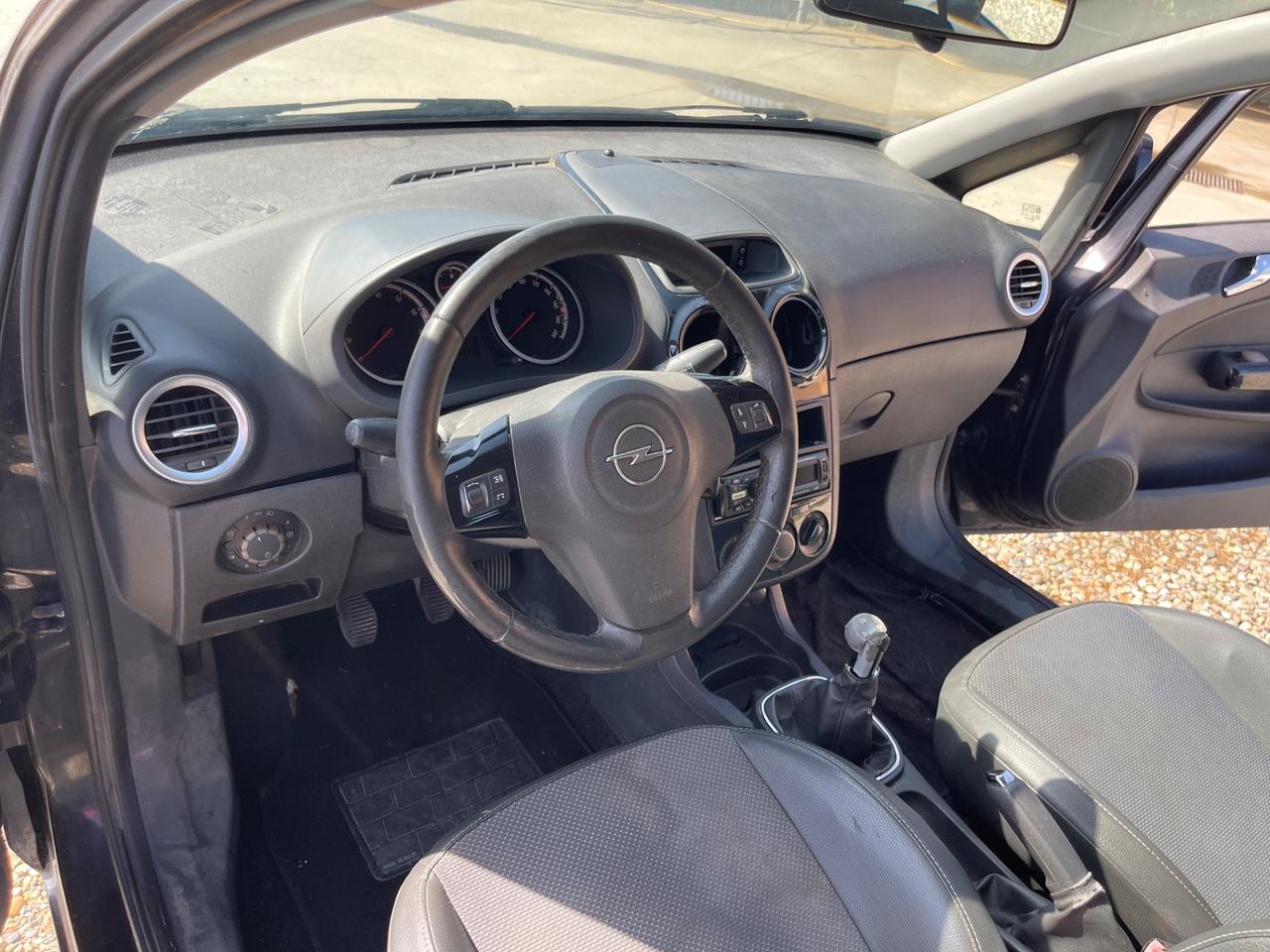 Opel Corsa 1.2 5 porte Easytronic Club