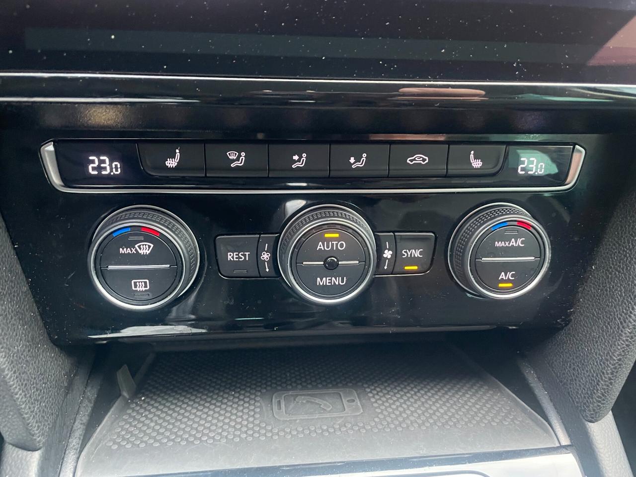 Volkswagen Passat Variant 2.0 TDI SCR 190 CV DSG Executive BMT