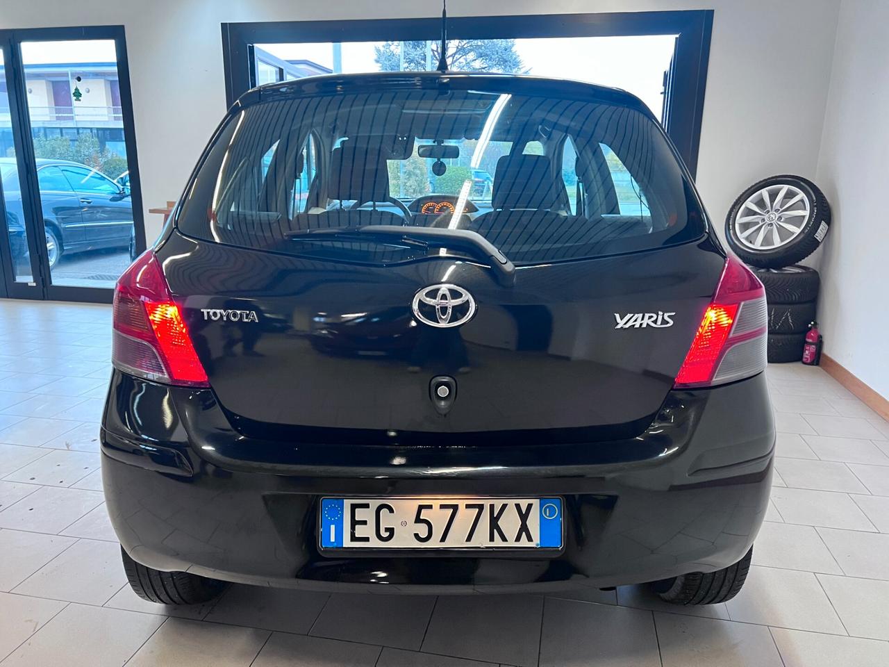 Toyota Yaris 1.0 5 porte Sol