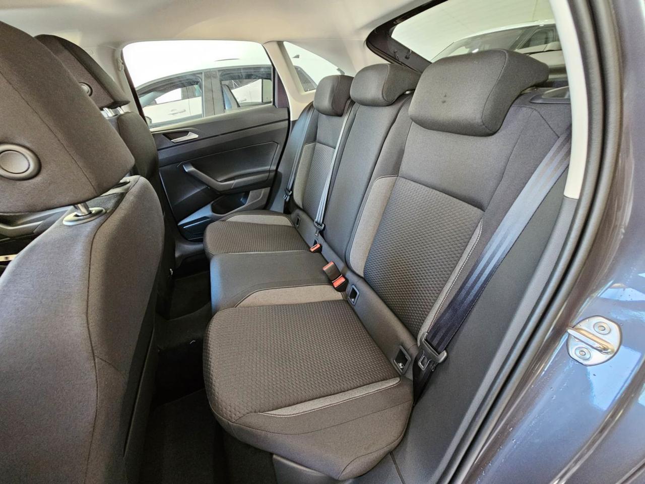 Volkswagen Taigo LIFE C16 Tetto Clima2Zone LED CarPlay Neopatentati