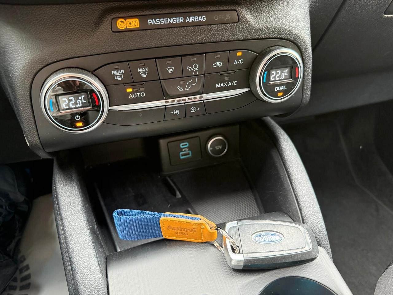 Ford Kuga 1.5 EcoBlue 120 CV Automatica 2WD Titanium ***GUIDABILE DA NUOVI NEOPATENTATI***