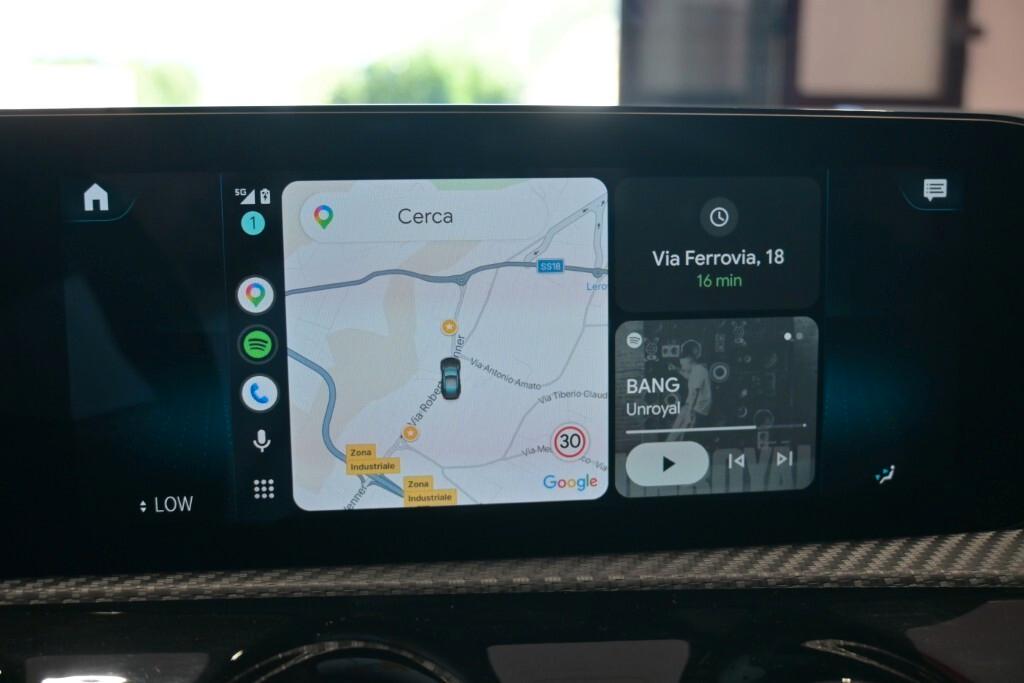MERCEDES-BENZ A 180D SEDAN 116CV AUTOMATIC BUSINESS SOLUTION ( CRUISE - NAVI PREMIUM - MIRROR - PARK ASSIST - TELECAMERA POST. )