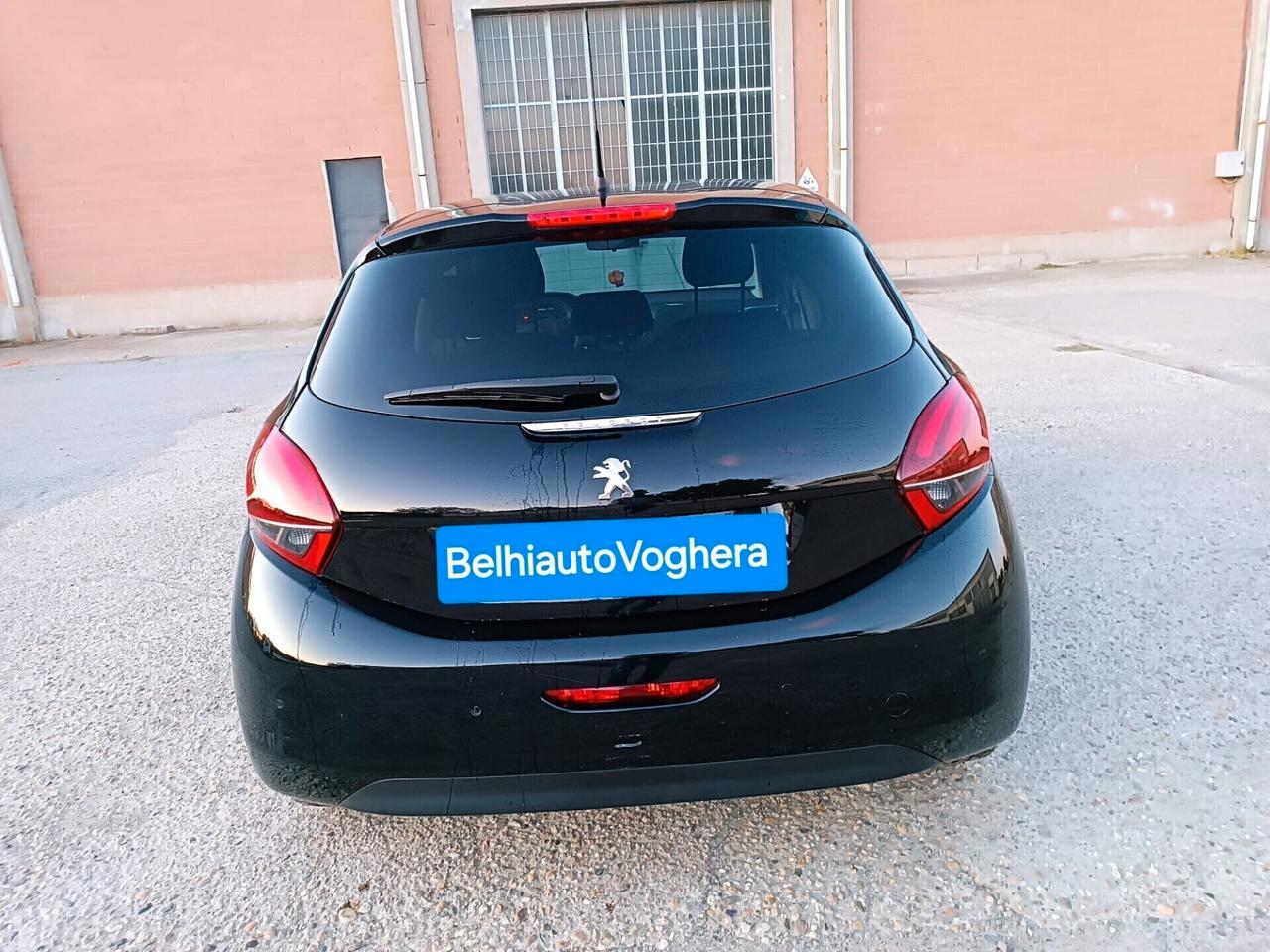 Peugeot 208 2018---1.2 Benzina Neopatentati