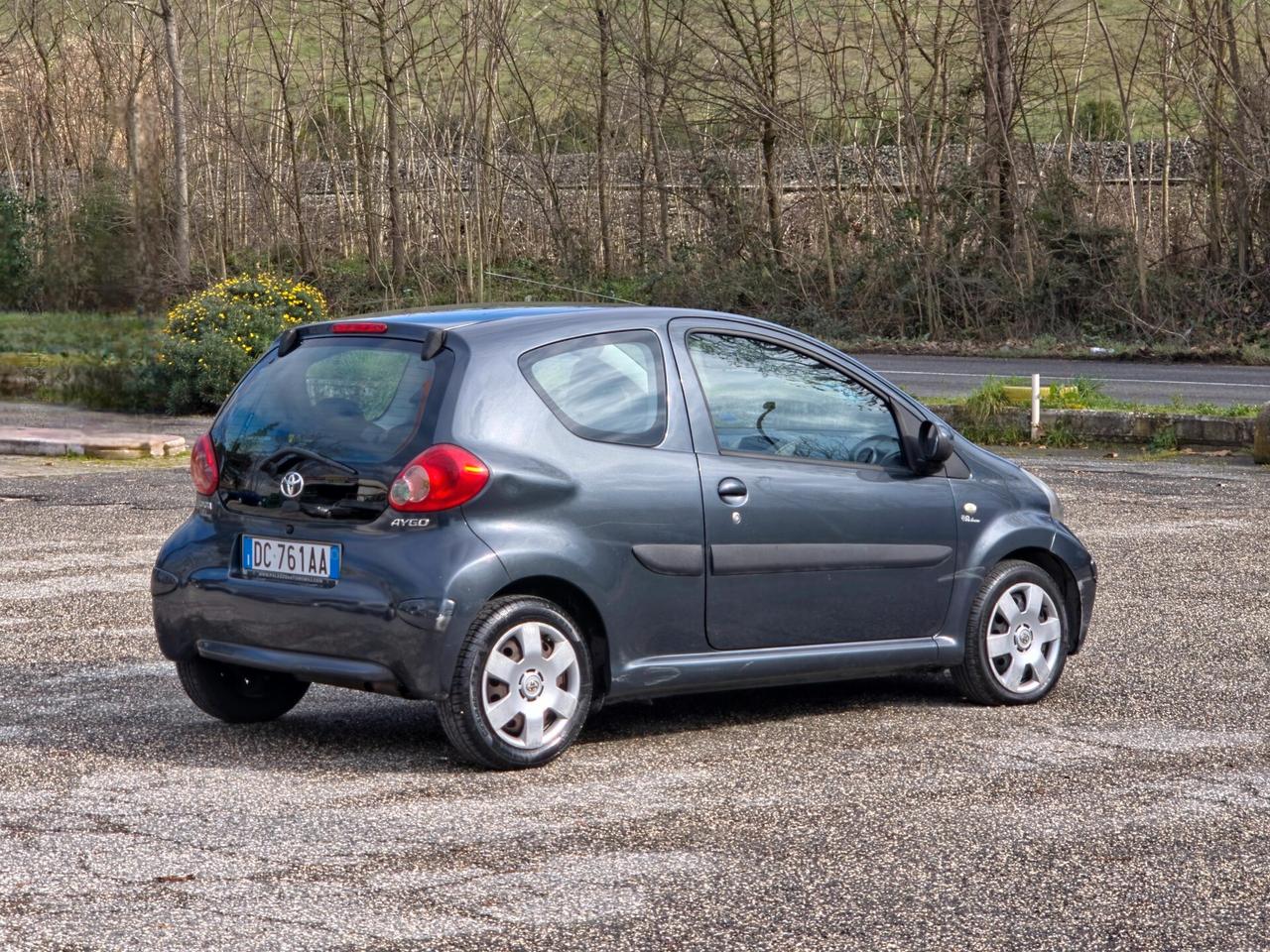 Toyota Aygo 1.0 12V VVT-i 3 porte Sol 2006-E4 Automatico NEO