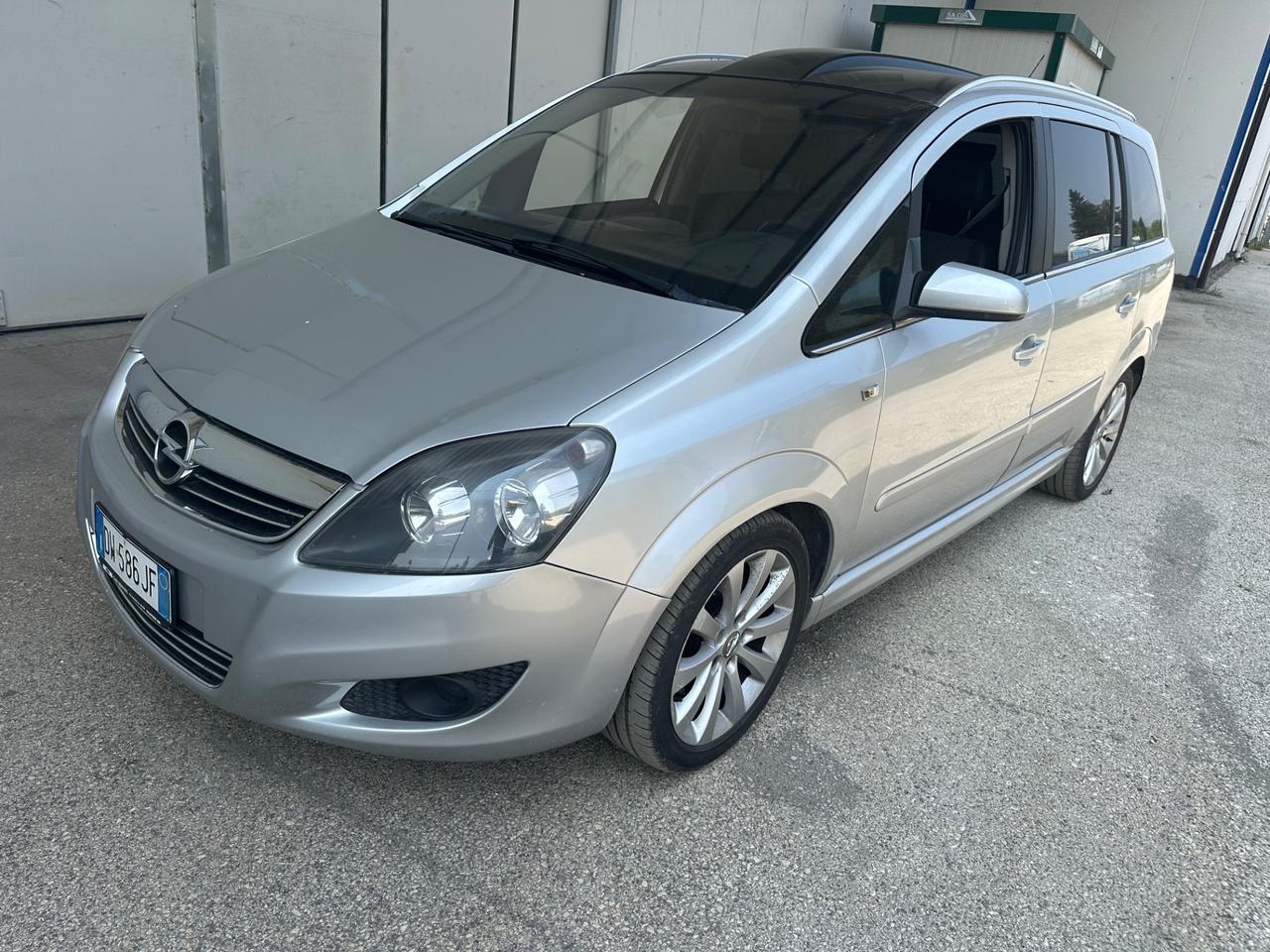 Opel Zafira 1.9 7 posti